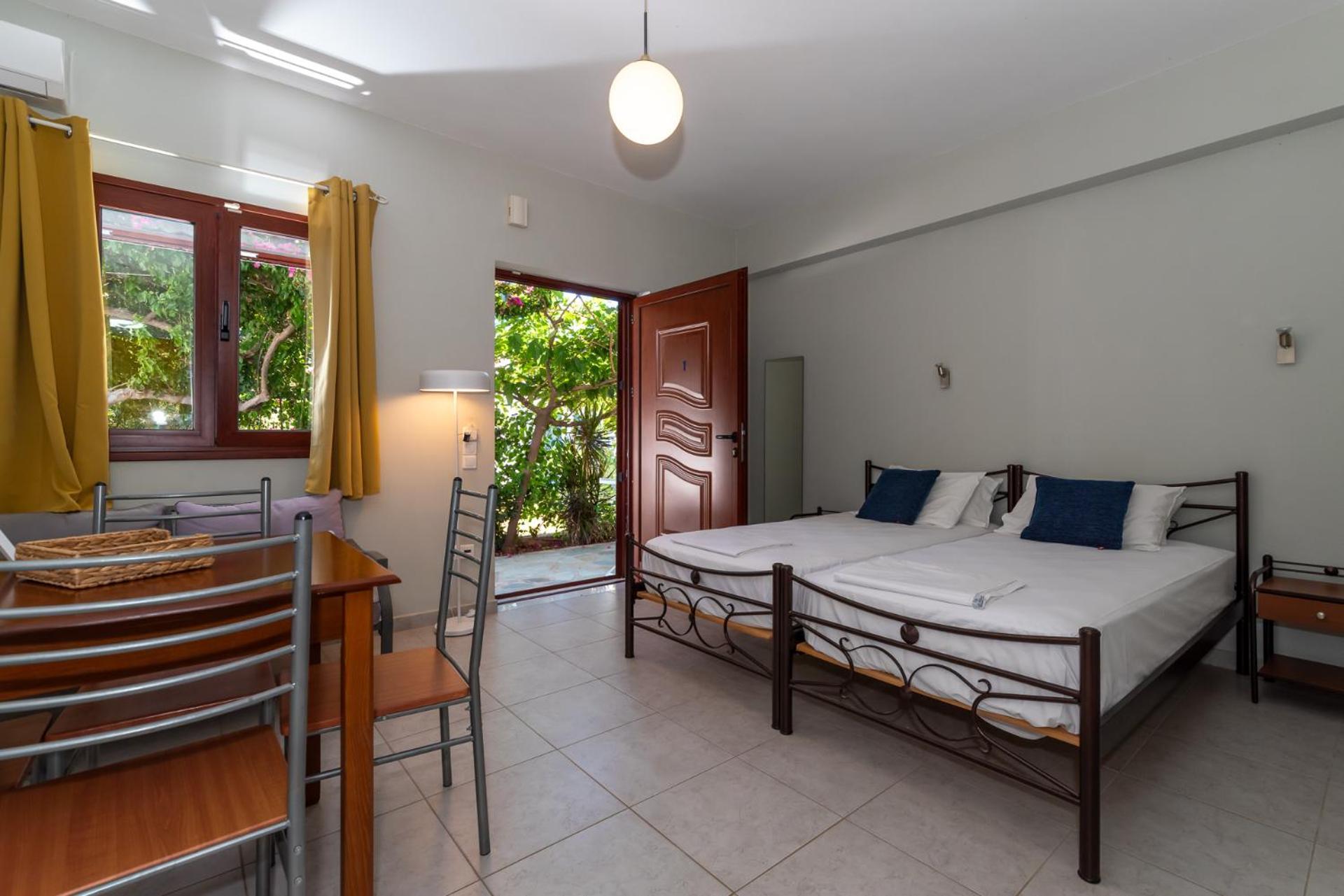 Stratos By Mroom Apartments Makriyialós Luaran gambar