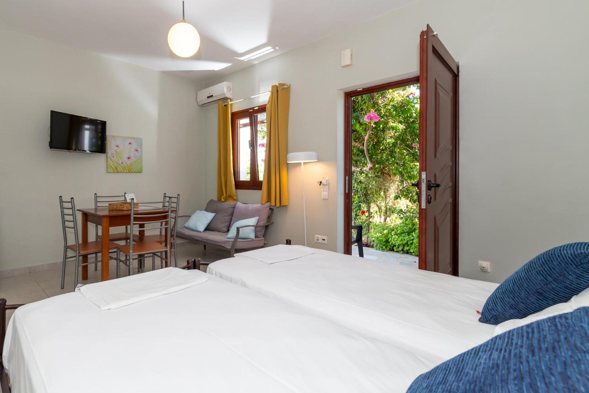 Stratos By Mroom Apartments Makriyialós Luaran gambar